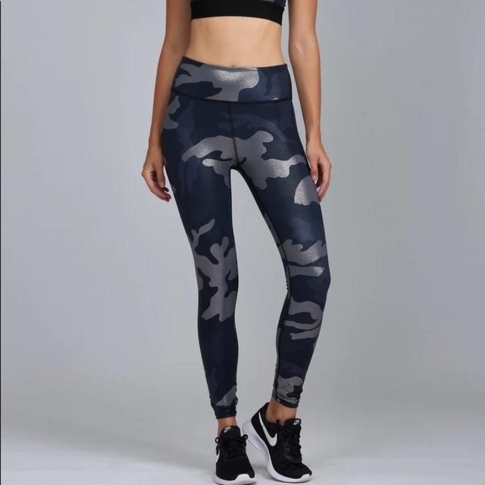 Noli Guerra Camo Leggins, Metallic color